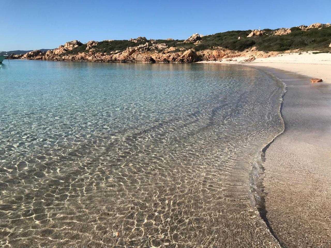 Hotel La Lampara Golfo Aranci Buitenkant foto